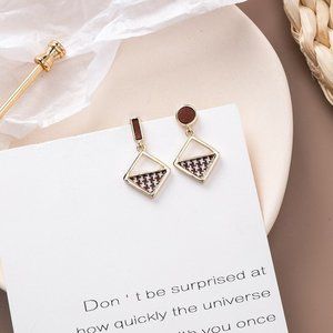 NEW! ~Retro Geometric Textured Stud Earrings~